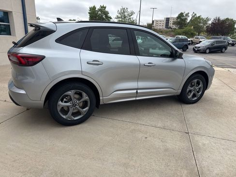 Used 2024 Ford Escape ST-Line image 4