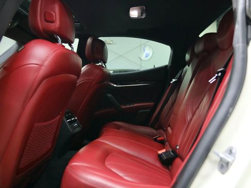 Used 2021 Maserati Ghibli GranLusso image 30