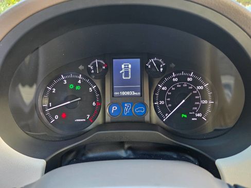 Used 2013 Lexus GX 460 image 16