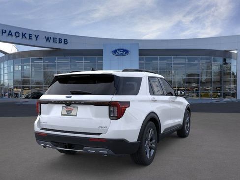New 2026 Ford Explorer Active w/ Active Comfort Package AWD/4WD image 9