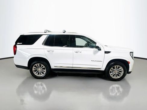 Used 2022 GMC Yukon SLT w/ SLT Premium Package AWD/4WD image 6