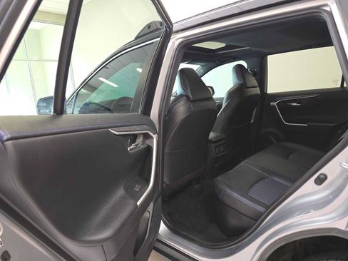 Used 2020 Toyota RAV4 XSE AWD/4WD image 25