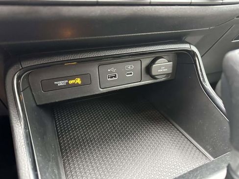 Certified 2025 Honda CR-V EX image 22