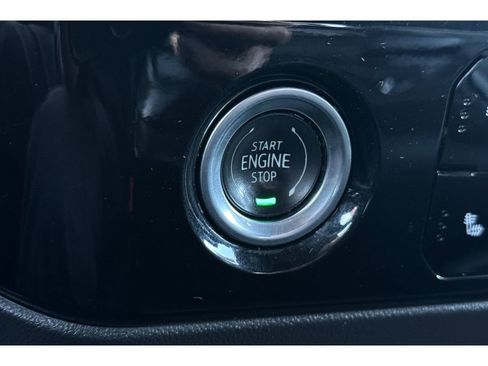 Used 2024 GMC Sierra 1500 SLT image 23