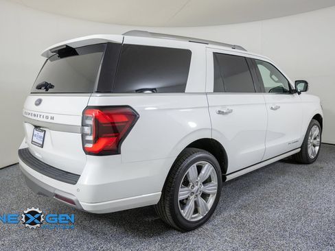 Used 2023 Ford Expedition Platinum AWD/4WD image 7