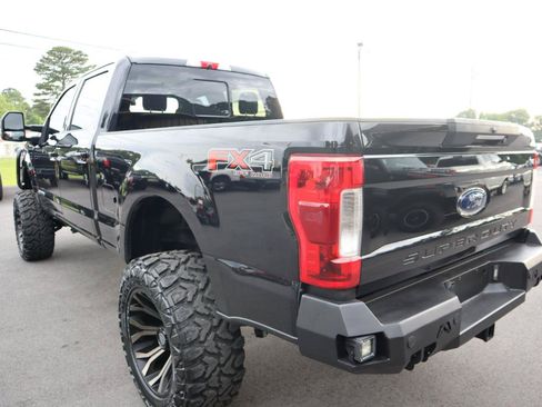 Used 2019 Ford F250 Lariat w/ Lariat Ultimate Package AWD/4WD image 7
