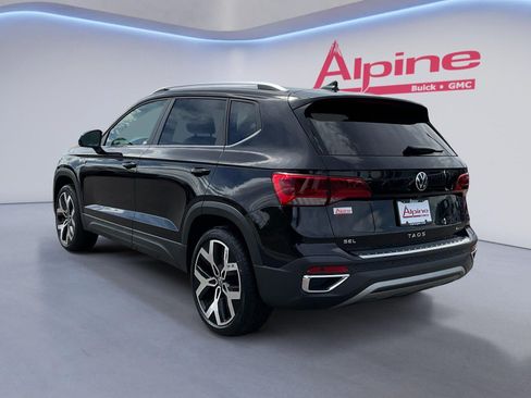 Used 2023 Volkswagen Taos SEL AWD/4WD image 3
