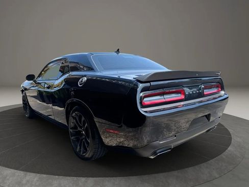 Used 2021 Dodge Challenger R/T Scat Pack RWD image 7
