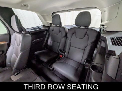 Used 2025 Volvo XC90 B6 Plus image 22