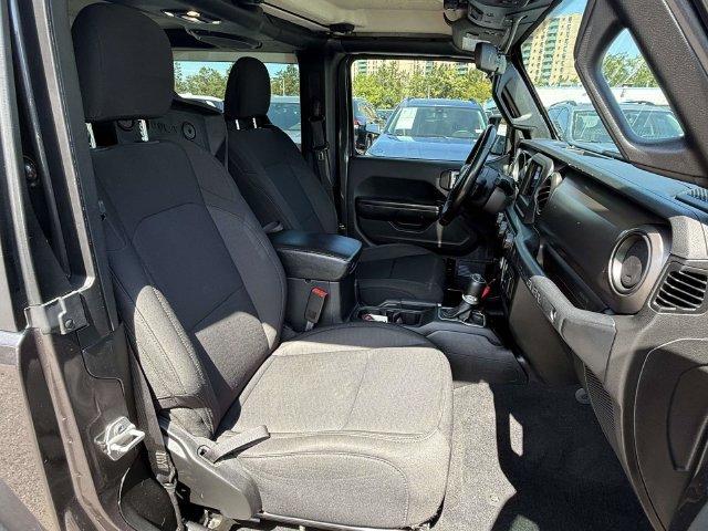 Used 2020 Jeep Wrangler Sport AWD/4WD image 9