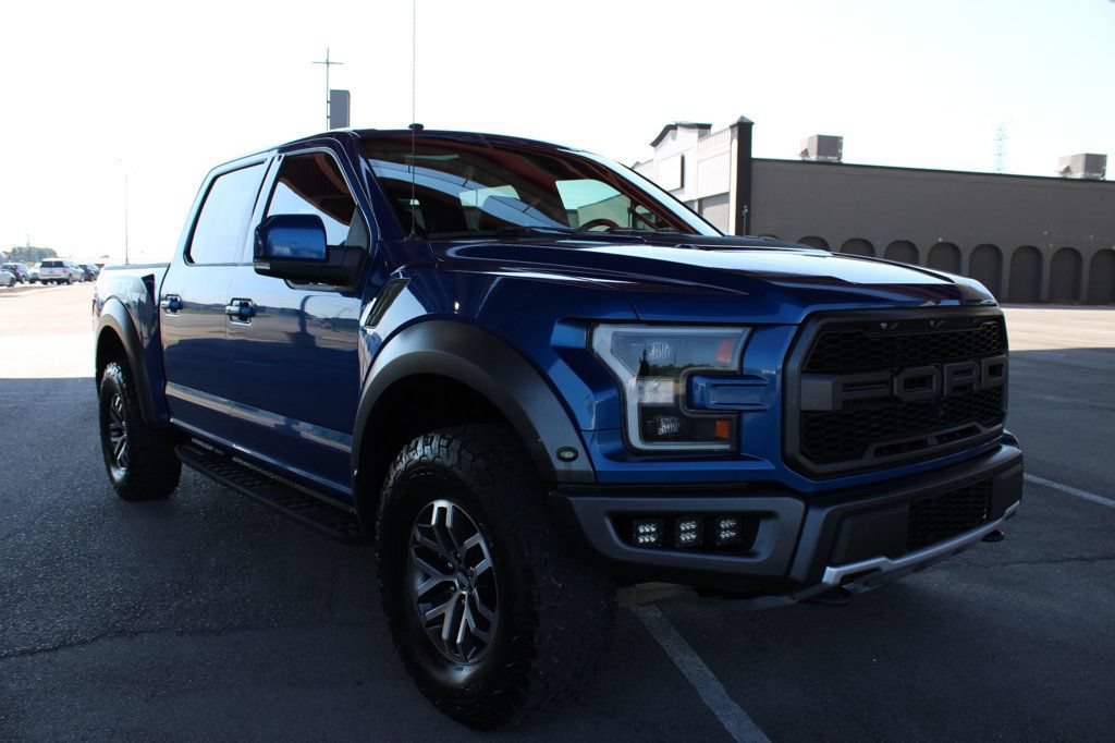 Used 2018 Ford F150 Raptor w/ Equipment Group 802A Luxury AWD/4WD image 4