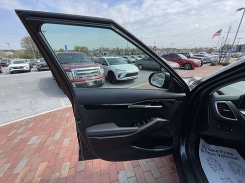 Used 2024 Kia Seltos EX image 10