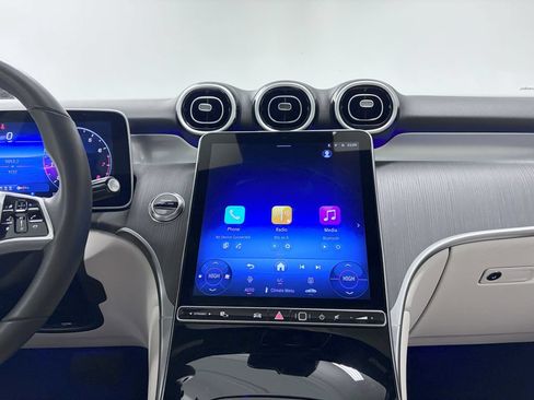 Certified 2026 Mercedes-Benz GLC 300 4MATIC image 19