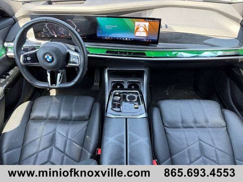 Used 2025 BMW 740i xDrive AWD/4WD image 19