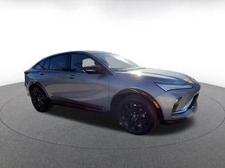 Used 2025 Buick Envista Sport Touring video 2