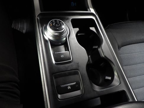 Used 2024 Ford Edge SE w/ Black Appearance Package image 15