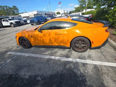 Used 2026 Ford Mustang Dark Horse RWD image 3