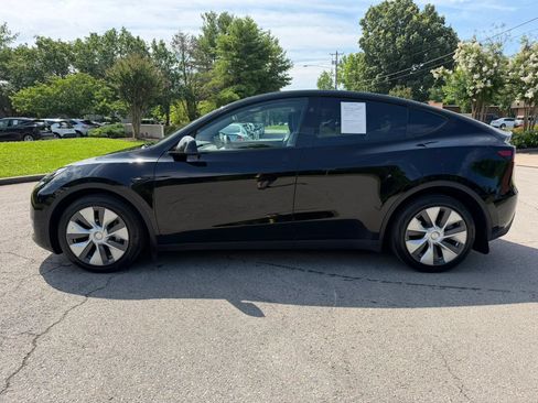 Used 2023 Tesla Model Y Long Range AWD/4WD image 8