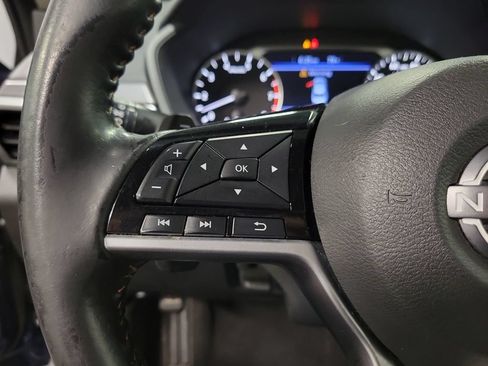 Used 2023 Nissan Altima 2.5 SR FWD image 23