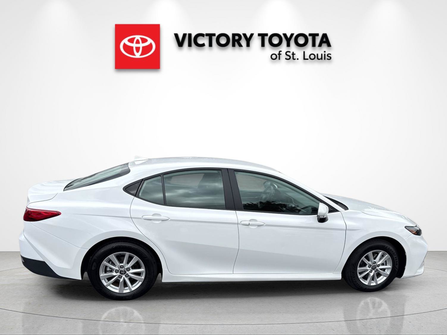 Used 2026 Toyota Camry LE FWD image 2