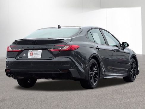 Certified 2026 Toyota Camry SE w/ Convenience Package image 5