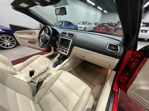 Used 2015 Volkswagen Eos Komfort image 32