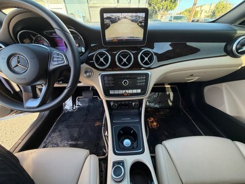 Used 2018 Mercedes-Benz CLA 250 image 16
