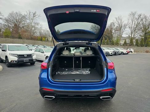 New 2026 Mercedes-Benz GLC 300 4MATIC image 9