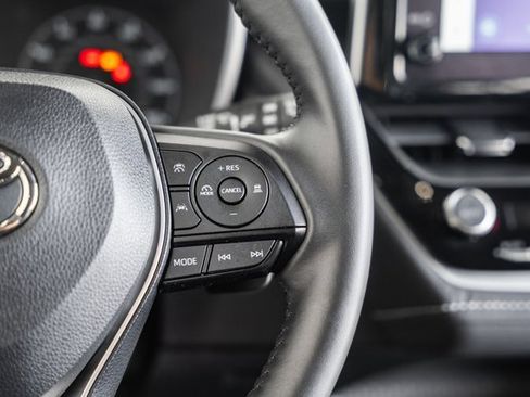 Used 2024 Toyota Corolla SE image 26