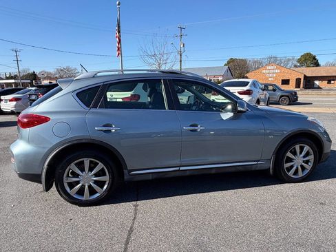 Used 2016 INFINITI QX50 Journey w/ Premium Package image 11