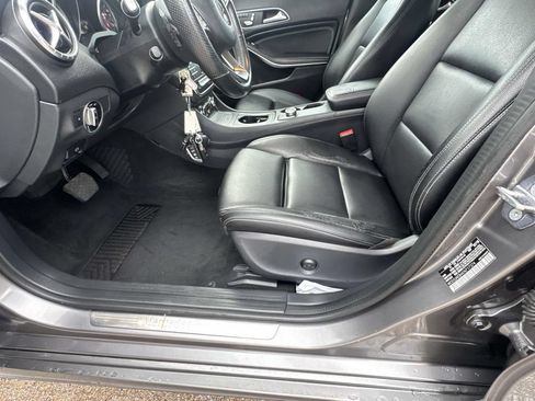 Used 2019 Mercedes-Benz CLA 250 image 19