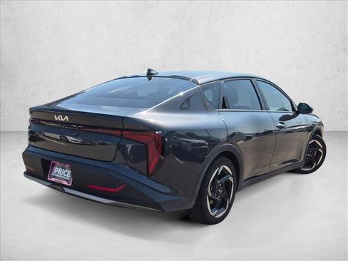 Used 2025 Kia K4 EX FWD image 5