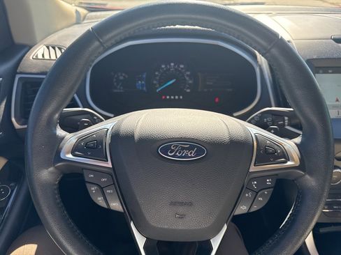 Used 2017 Ford Edge SEL w/ Equipment Group 201A image 11