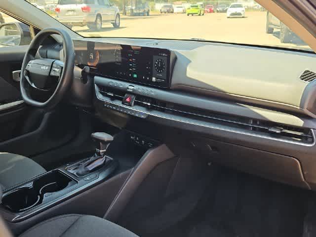 Used 2025 Kia K4 FWD image 19