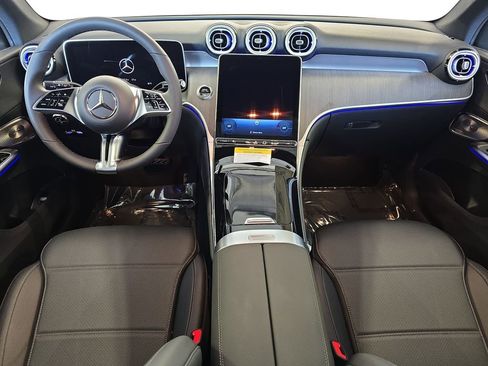 New 2026 Mercedes-Benz GLC 300 image 9