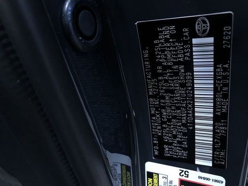 New 2026 Toyota Camry XLE image 32