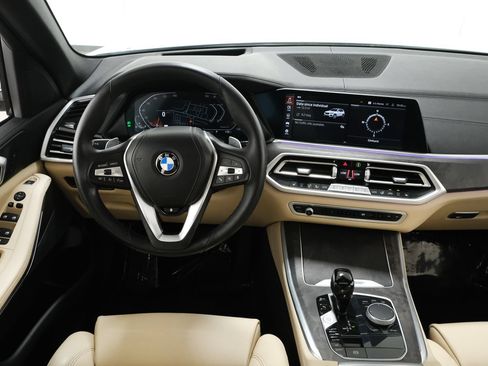 Used 2022 BMW X5 xDrive40i w/ Premium Package AWD/4WD image 11