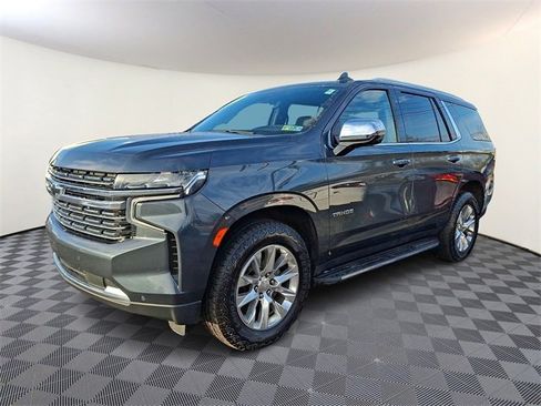 Used 2021 Chevrolet Tahoe Premier w/ Premium Package image 3