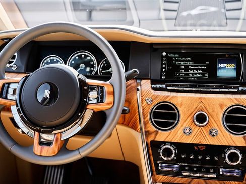 Used 2020 Rolls-Royce Cullinan AWD/4WD image 49