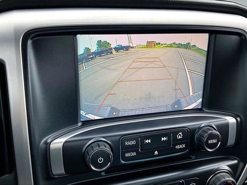 Used 2018 GMC Sierra 1500 SLE w/ SLE Value Package AWD/4WD image 22