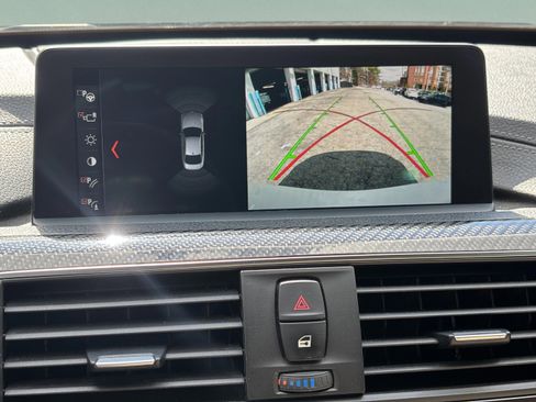 Used 2018 BMW M4 Coupe image 17