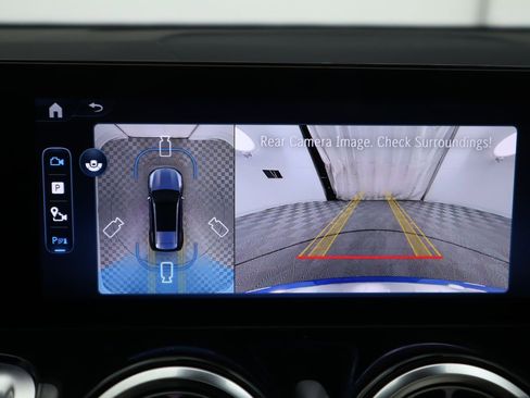 New 2026 Mercedes-Benz GLB 250 image 17