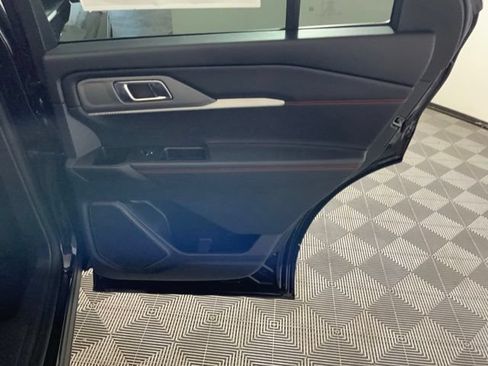 New 2026 Ford Explorer ST-Line AWD/4WD image 36