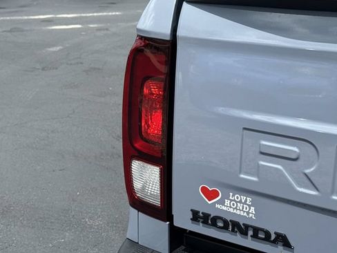 New 2026 Honda Ridgeline Black Edition image 15