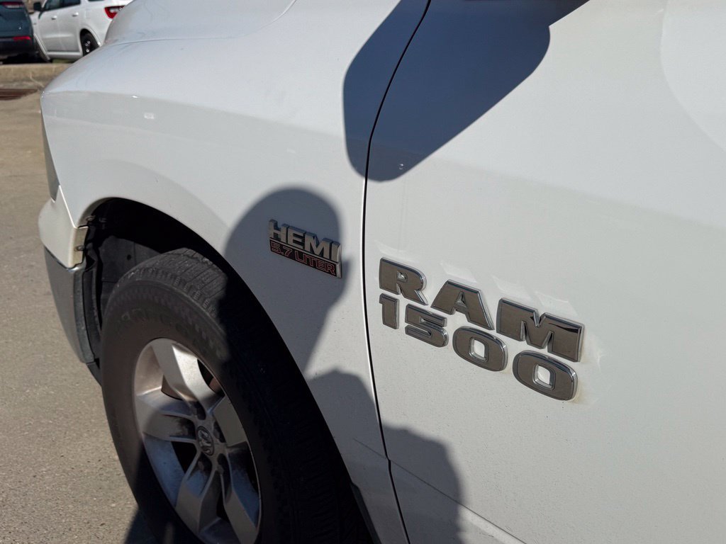 Used 2014 RAM 1500 Classic SLT AWD/4WD image 11