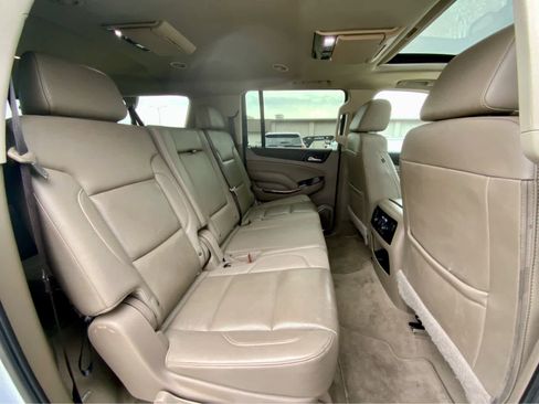 Used 2019 GMC Yukon XL SLT w/ Open Road Package image 28