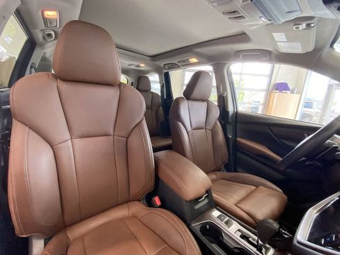 Used 2023 Subaru Ascent Touring AWD/4WD image 29