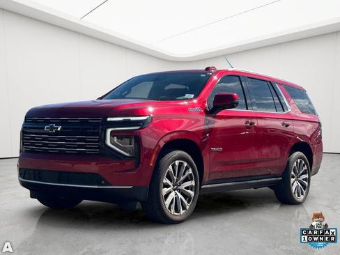 Used 2025 Chevrolet Tahoe High Country AWD/4WD image 2