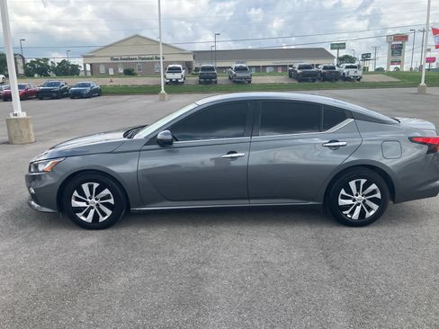 Used 2020 Nissan Altima 2.5 S FWD image 4