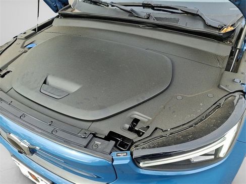 Certified 2024 Volvo C40 P8 Recharge Plus w/ Climate Package image 27